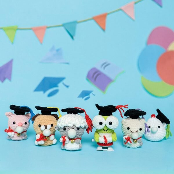 Commemorative Graduation Animals Crochet Kit